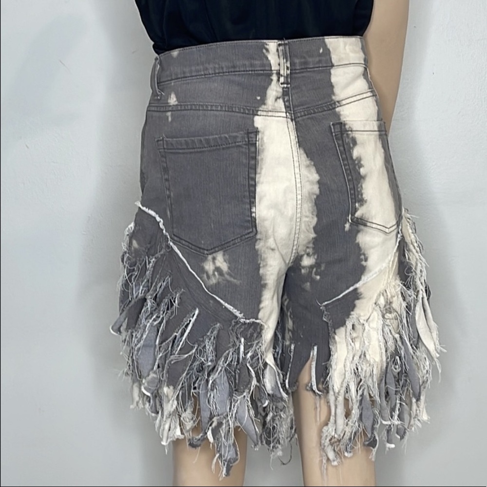 Distressed High Waist Bleach Washed Denim Shorts - Picture 12 of 14